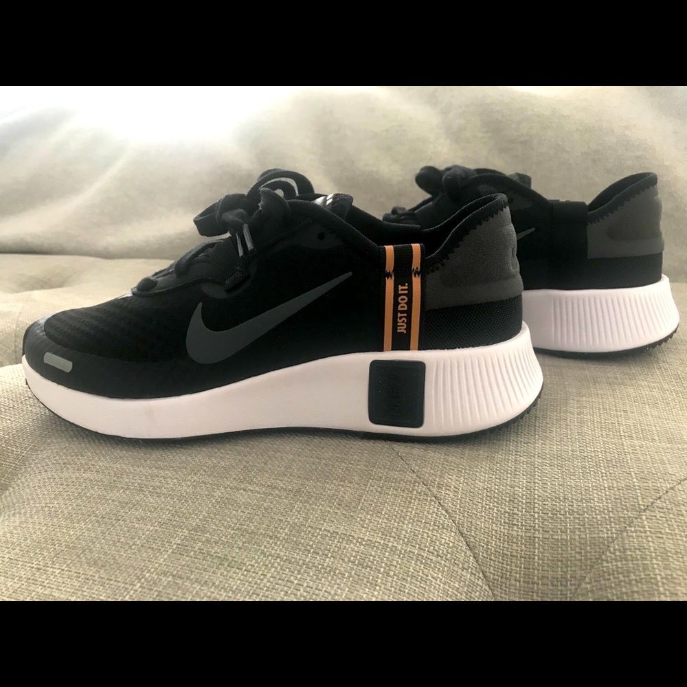 Nike black and gold sneakers- 7 US women brand new